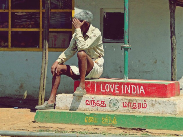 I love India Mann Man sitting